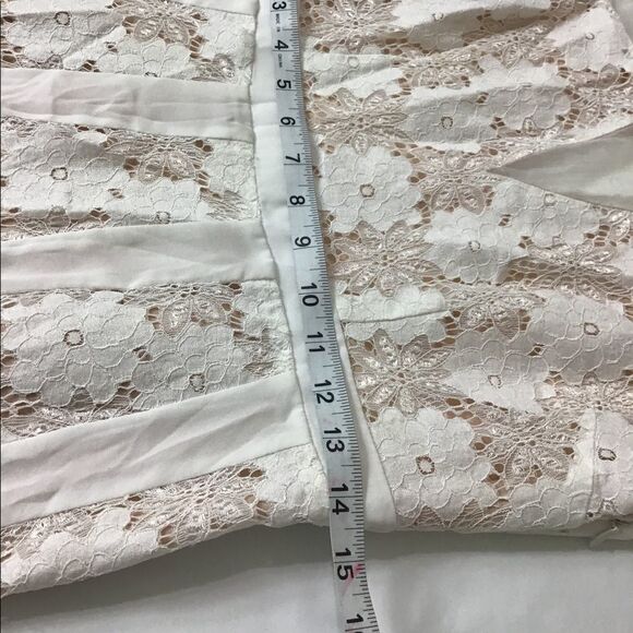 Chelsea28 White Embroidered Lace Midi Dress New Without Tag Size Medium - Picture 6 of 13